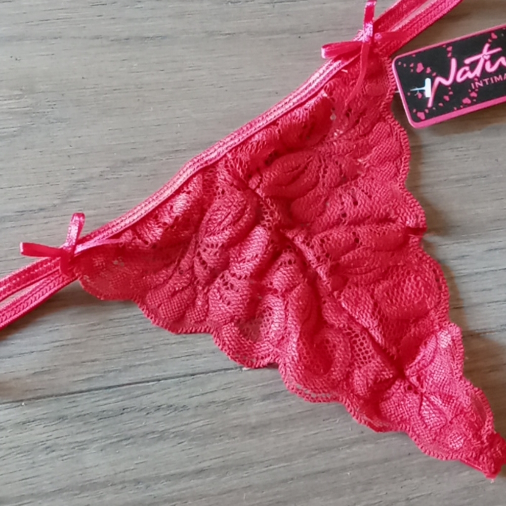 4/$20🎀 Red Thong Panties